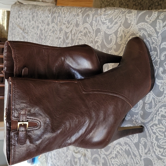 Anne Klein leather brown 4-inch high heel boots size 10 1/2 ankle/calf high - Picture 2 of 13
